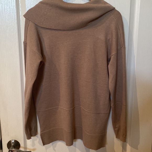 Verve ami Size S Cowl Neck sweater - Picture 5 of 5